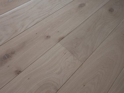 Oak Planks Unfinished Micro Bevell Tongue